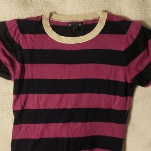 Gap short sleeved light sweater